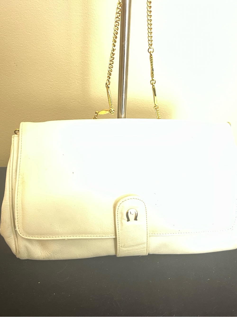 Classic Cream Shoulder Bag with Gold Chain Strap
